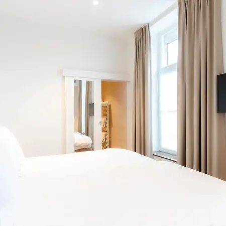 Golden Tree Otel 3*